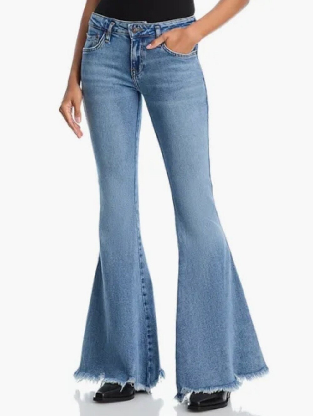 Free People Mid-Blue Low-Rise Flared Jeans Raw Hem Sz 30 Festival Hippie Denim